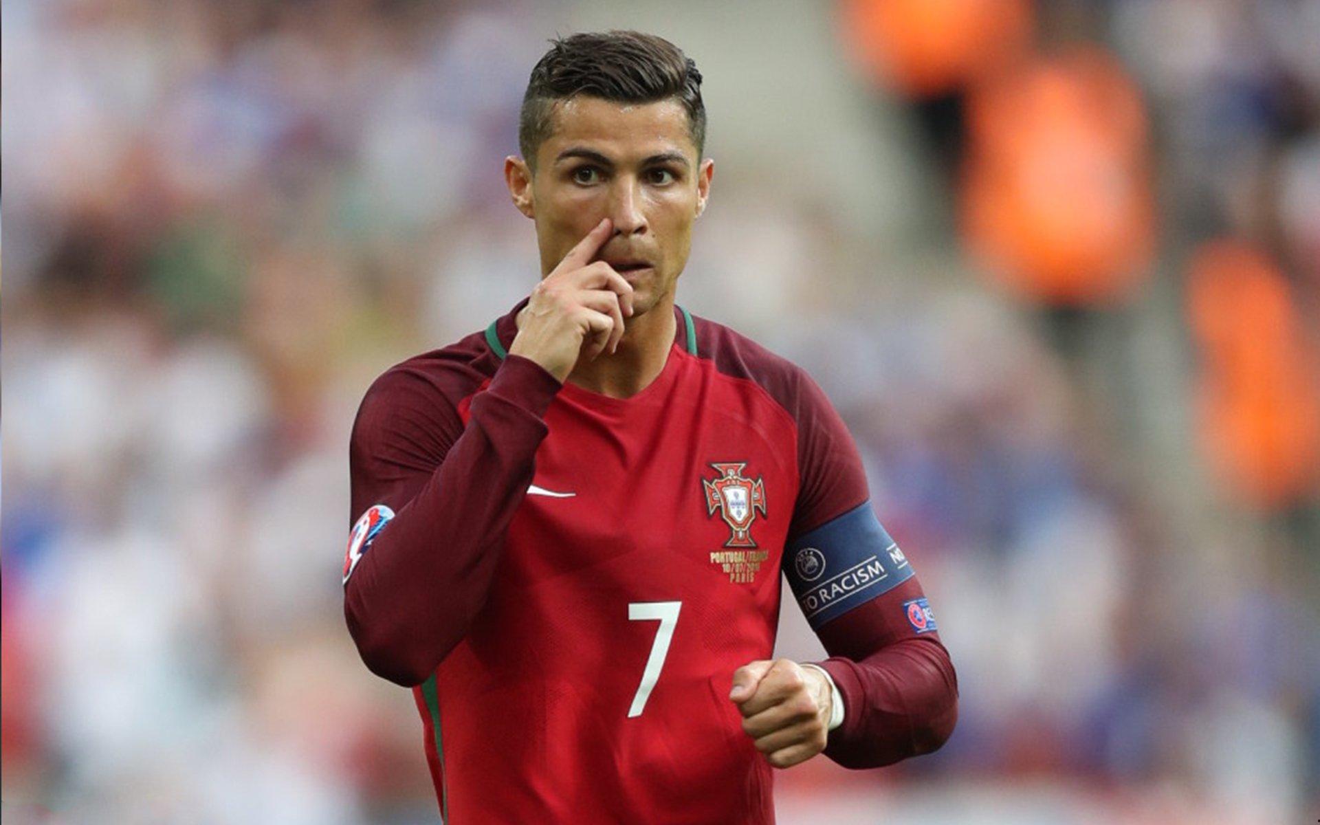 马尔基尼奥斯力挺桑巴军团，阵容深厚无惧挑战，期待与内马尔再战世界杯