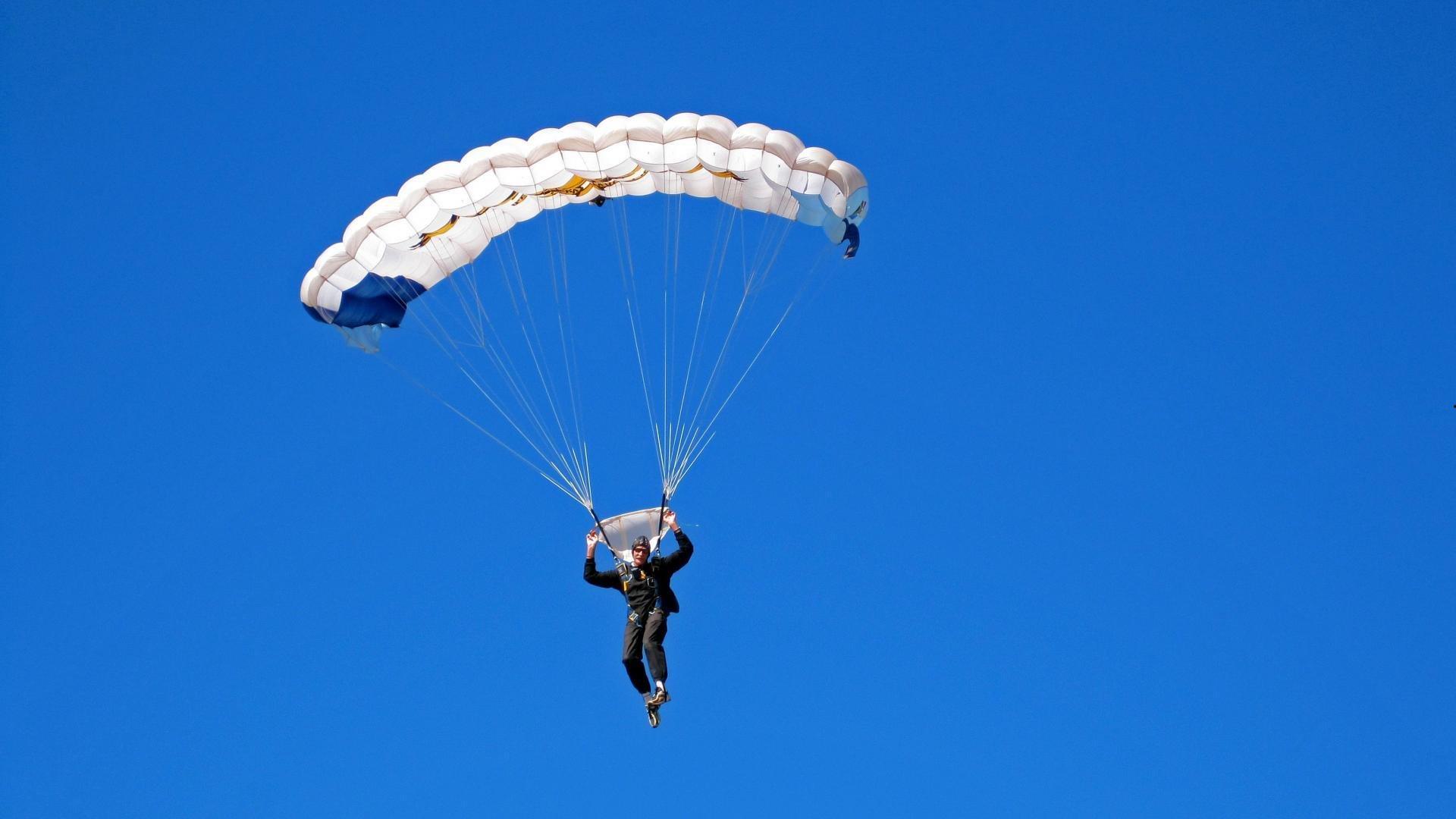 青训新势力定南集结，十二精英模式交锋，锻造未来之星的淬火之旅